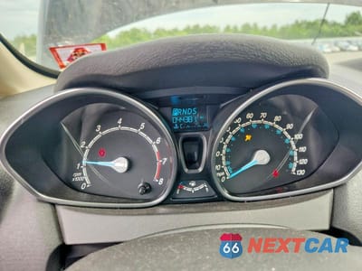 Zdjęcie 9 z 12 samochodu: 2019 FORD FIESTA SE VIN:3FADP4EJ4KM102736 - miniatura