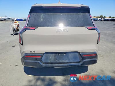 Zdjęcie 6 z 12 samochodu: 2026 KIA EV9 LAND VIN:5XYADFS5XTG019450 - miniatura