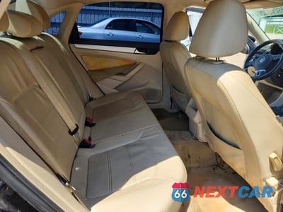 Zdjęcie 10 z 13 samochodu: 2012 VOLKSWAGEN PASSAT SE VIN:1VWBH7A36CC094064 - miniatura