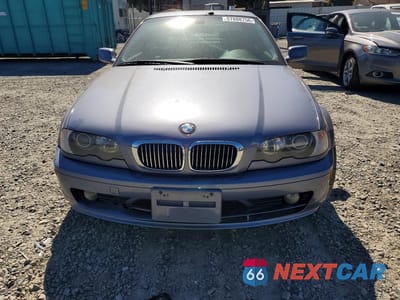 Piąte zdjęcie samochodu w środku: 2003 BMW 325 CI VIN:WBABN73463PJ16216 - miniatura