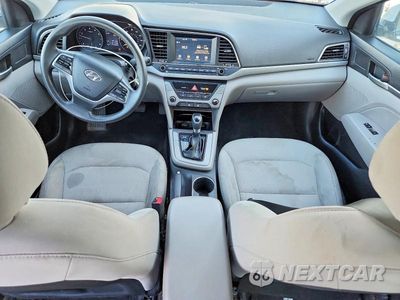 Zdjęcie 8 z 12 samochodu: 2017 HYUNDAI ELANTRA SE VIN:5NPD84LF4HH001927 - miniatura