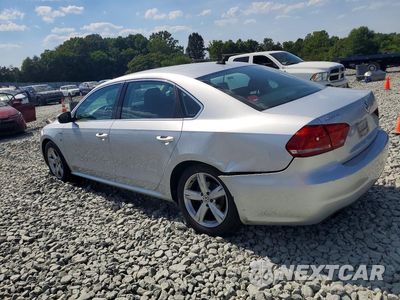 Drugie zdjęcie samochodu z przodu: 2015 VOLKSWAGEN PASSAT S VIN:1VWAT7A32FC100358 - miniatura