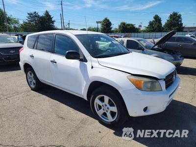 Czwarte zdjęcie samochodu z boku: 2008 TOYOTA RAV4 BASE VIN:JTMBD33V885153066 - miniatura