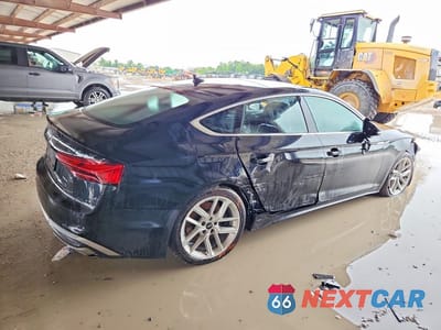 Trzecie zdjęcie samochodu z tyłu: 2024 AUDI A5 PREMIUM PLUS 45 VIN:WAUFACF58RA025163 - miniatura