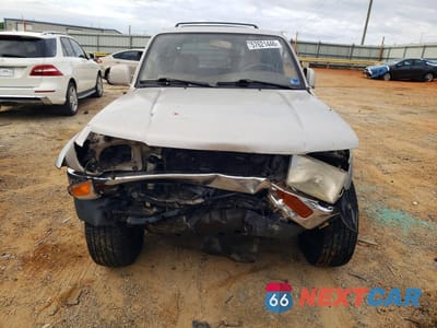 Piąte zdjęcie samochodu w środku: 1996 TOYOTA 4RUNNER LIMITED VIN:JT3HN87R4T0017044 - miniatura