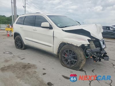 Czwarte zdjęcie samochodu z boku: 2011 JEEP GRAND CHEROKEE LAREDO VIN:1J4RS4GG3BC532186 - miniatura