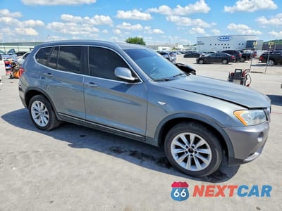 Czwarte zdjęcie samochodu z boku: 2013 BMW X3 XDRIVE28I VIN:5UXWX9C57D0A14793 - miniatura