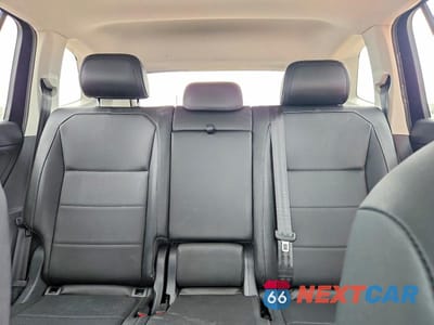 Zdjęcie 10 z 14 samochodu: 2019 VOLKSWAGEN TIGUAN SE VIN:3VV2B7AX6KM029611 - miniatura