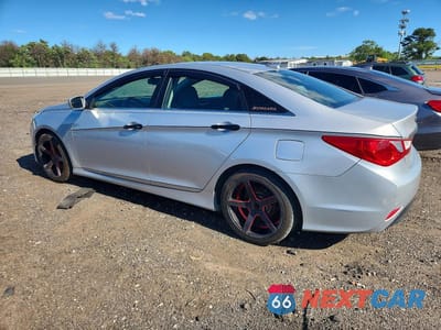 Drugie zdjęcie samochodu z przodu: 2014 HYUNDAI SONATA GLS VIN:5NPEB4AC6EH820531 - miniatura