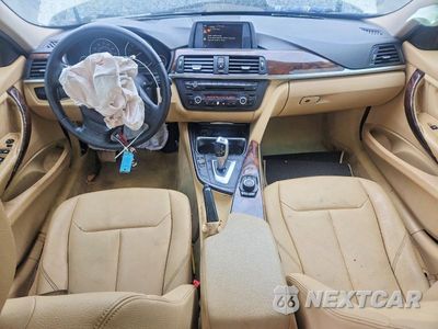 Zdjęcie 8 z 13 samochodu: 2015 BMW 320 I VIN:WBA3B1G52FNT64332 - miniatura