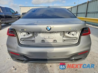 Zdjęcie 6 z 13 samochodu: 2022 BMW 750 XI VIN:WBA7U2C03NCJ48155 - miniatura