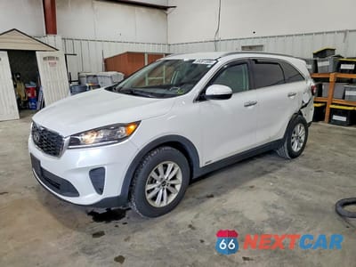 2019 KIA SORENTO LX 5XYPGDA39KG568447 - główne zdjęcie licytacji z USA - miniatura