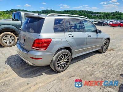 Trzecie zdjęcie samochodu z tyłu: 2014 MERCEDES-BENZ GLK 250 BLUETEC VIN:WDCGG0EB1EG181932 - miniatura