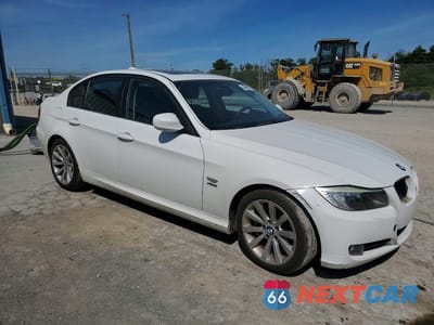 Czwarte zdjęcie samochodu z boku: 2009 BMW 328 XI SULEV VIN:WBAPK535X9A512804 - miniatura