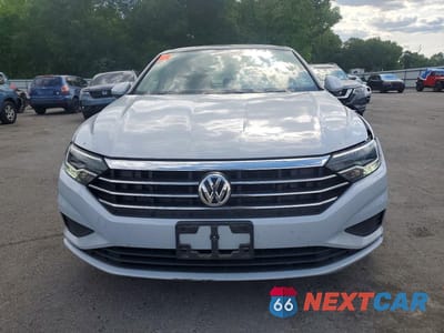 Piąte zdjęcie samochodu w środku: 2019 VOLKSWAGEN JETTA S VIN:3VWC57BUXKM052448 - miniatura