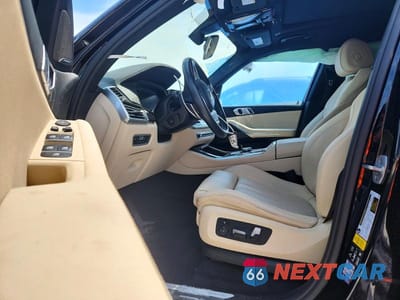 Zdjęcie 7 z 14 samochodu: 2021 BMW X5 XDRIVE40I VIN:5UXCR6C08M9E88876 - miniatura