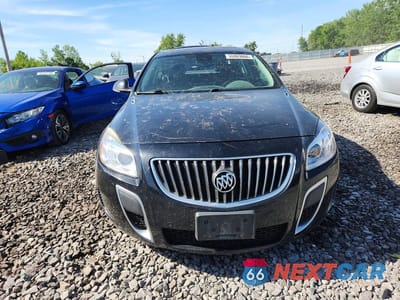 Piąte zdjęcie samochodu w środku: 2013 BUICK REGAL GS VIN:2G4GV5GV8D9172721 - miniatura