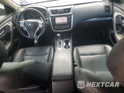 Zdjęcie 8 z 12 samochodu: 2018 NISSAN ALTIMA 2.5 SR VIN:1N4AL3AP7JC158821 - miniatura