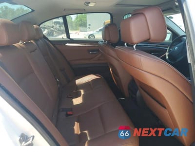 Zdjęcie 10 z 12 samochodu: 2013 BMW 528 XI VIN:WBAXH5C51DD114810 - miniatura