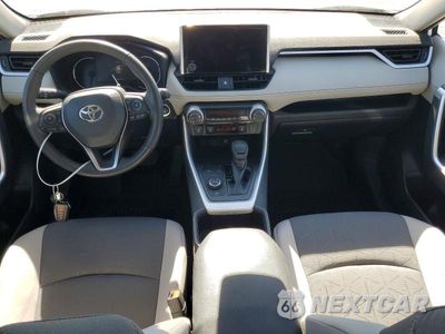 Zdjęcie 8 z 12 samochodu: 2024 TOYOTA RAV4 HYBRID XLE VIN:4T3RWRFVXRU110138 - miniatura