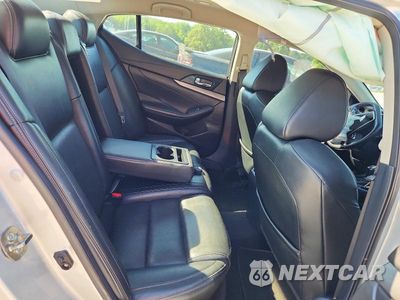 Zdjęcie 10 z 12 samochodu: 2018 NISSAN MAXIMA 3.5 SV VIN:1N4AA6AP1JC390757 - miniatura