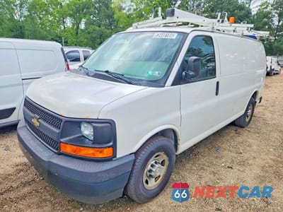 2017 CHEVROLET EXPRESS G2500 1GCWGAFF9H1244923 - główne zdjęcie licytacji z USA - miniatura