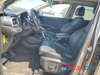 Zdjęcie 7 z 13 samochodu: 2016 KIA SORENTO SX V6 VIN:5XYPKDA58GG086804 - miniatura