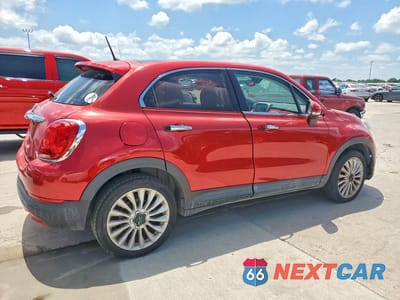 Trzecie zdjęcie samochodu z tyłu: 2016 FIAT 500X LOUNGE VIN:ZFBCFXDT1GP378437 - miniatura