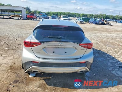 Zdjęcie 6 z 12 samochodu: 2017 INFINITI QX30 PREMIUM VIN:SJKCH5CR6HA022634 - miniatura