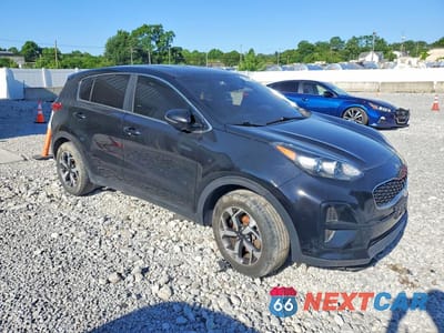 Czwarte zdjęcie samochodu z boku: 2020 KIA SPORTAGE LX VIN:KNDPM3AC3L7701561 - miniatura