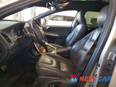 Zdjęcie 7 z 13 samochodu: 2015 VOLVO XC60 VIN:YV4902RM2F2640309 - miniatura