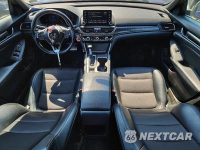 Zdjęcie 8 z 12 samochodu: 2018 HONDA ACCORD SPORT VIN:1HGCV1F39JA140793 - miniatura