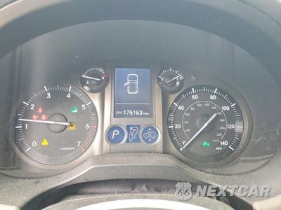 Zdjęcie 9 z 13 samochodu: 2014 LEXUS GX 460 PREMIUM VIN:JTJJM7FX7E5082094 - miniatura