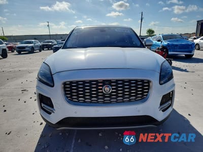 Piąte zdjęcie samochodu w środku: 2021 JAGUAR E-PACE SE VIN:SADFP2FX0M1024292 - miniatura