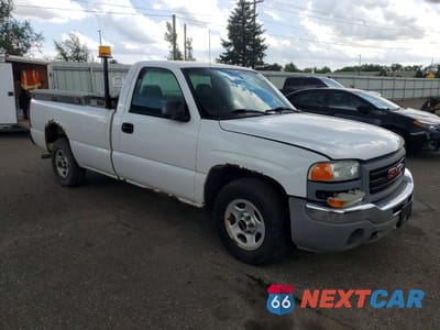 Czwarte zdjęcie samochodu z boku: 2004 GMC NEW SIERRA C1500 VIN:1GTEC14X44Z284924 - miniatura