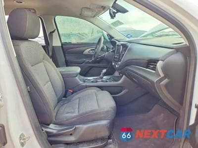 Zdjęcie 7 z 14 samochodu: 2021 CHEVROLET TRAVERSE LS VIN:1GNERFKW5MJ232357 - miniatura