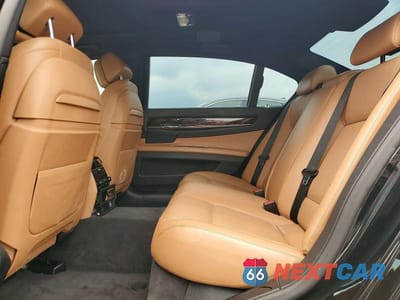 Zdjęcie 10 z 13 samochodu: 2013 BMW 750 LXI VIN:WBAYF8C5XDD140107 - miniatura