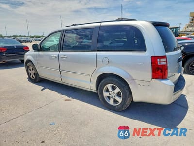 Drugie zdjęcie samochodu z przodu: 2010 DODGE GRAND CARAVAN SXT VIN:2D4RN5D10AR119816 - miniatura