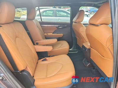 Zdjęcie 11 z 13 samochodu: 2020 TOYOTA HIGHLANDER HYBRID PLATINUM VIN:5TDEBRCH7LS006322 - miniatura
