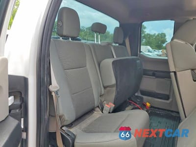 Zdjęcie 10 z 12 samochodu: 2018 FORD F350 SUPER DUTY VIN:1FT8X3BT5JEC12484 - miniatura