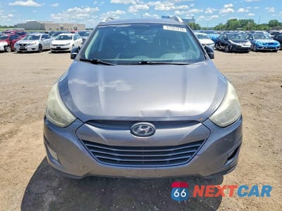 Piąte zdjęcie samochodu w środku: 2014 HYUNDAI TUCSON SE VIN:KM8JUCAG2EU826642 - miniatura