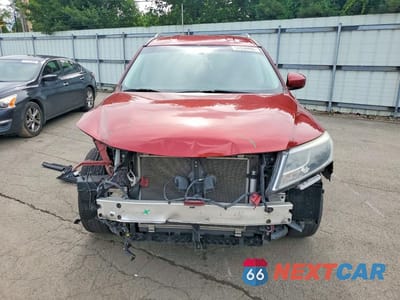 Piąte zdjęcie samochodu w środku: 2015 NISSAN PATHFINDER S VIN:5N1AR2MM8FC681840 - miniatura