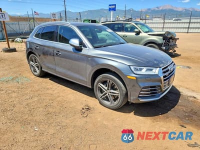 Czwarte zdjęcie samochodu z boku: 2018 AUDI SQ5 PREMIUM PLUS VIN:WA1A4AFY9J2009436 - miniatura