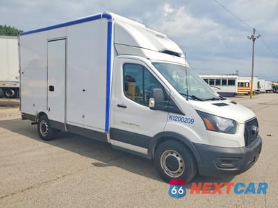 Czwarte zdjęcie samochodu z boku: 2020 FORD TRANSIT DELIVERY TRUCK VIN:1FDBW5Z80LKB40258 - miniatura