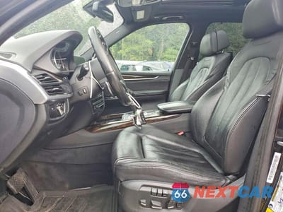 Zdjęcie 7 z 13 samochodu: 2014 BMW X5 XDRIVE50I VIN:5UXKR6C52E0J72920 - miniatura