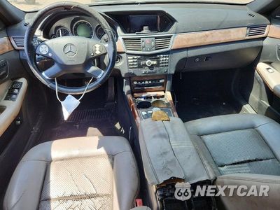Zdjęcie 8 z 12 samochodu: 2010 MERCEDES-BENZ E 350 VIN:WDDHF5GB9AA167626 - miniatura