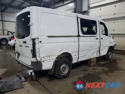 Trzecie zdjęcie samochodu z tyłu: 2012 MERCEDES-BENZ SPRINTER 2500 DELIVERY VAN VIN:WD4PE7CC7C5652612 - miniatura