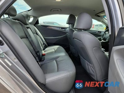 Zdjęcie 10 z 13 samochodu: 2013 HYUNDAI SONATA HYBRID VIN:KMHEC4A45DA090473 - miniatura