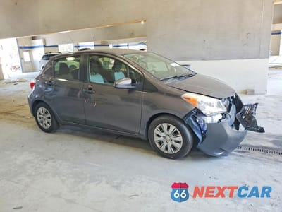 Czwarte zdjęcie samochodu z boku: 2013 TOYOTA YARIS VIN:JTDKTUD37DD551309 - miniatura