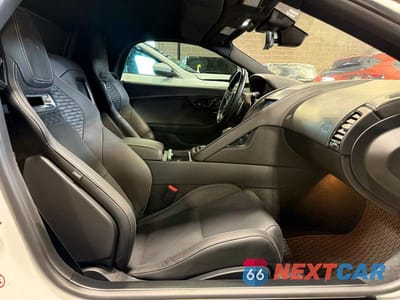 Piąte zdjęcie samochodu w środku: 2023 JAGUAR F-TYPE R DYNAMIC VIN:SAJD85EE4PCK80432 - miniatura